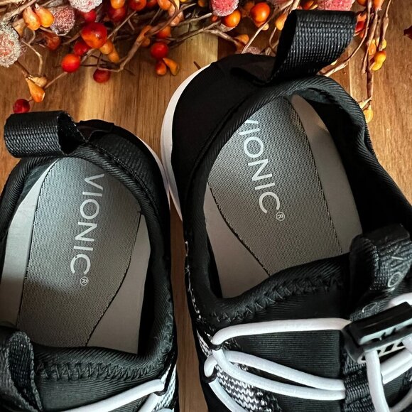 Vionic Women's Alaina ASR1757 Active Sneaker Sz 6 WIDE Black/White - Picture 5 of 11